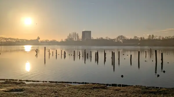 Het Nieuwe Diep is een meer in het Flevopark, Amsterdam-Oost.