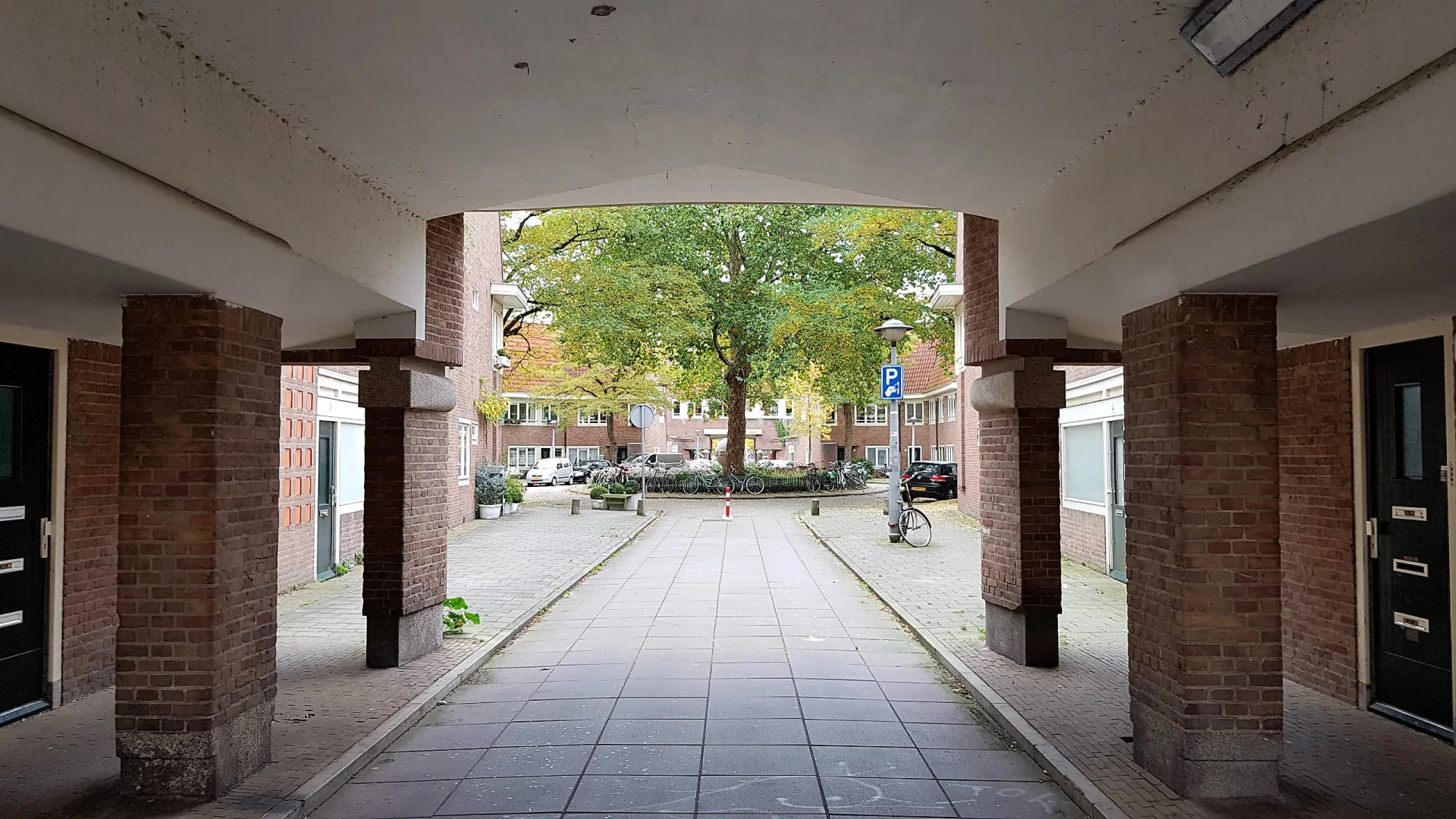 De Coöperatiehof een hofje in de pijp een wijk in Amsterdam-Zuid.